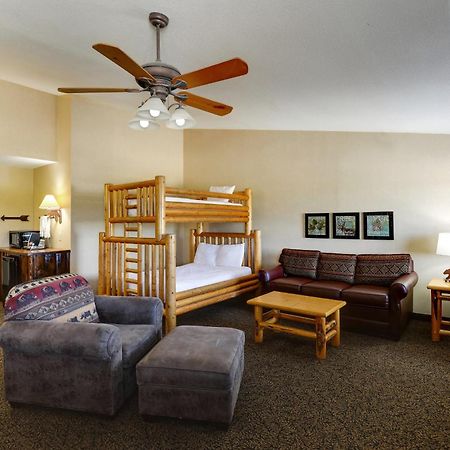 Stoney Creek Hotel St. Joseph エクステリア 写真