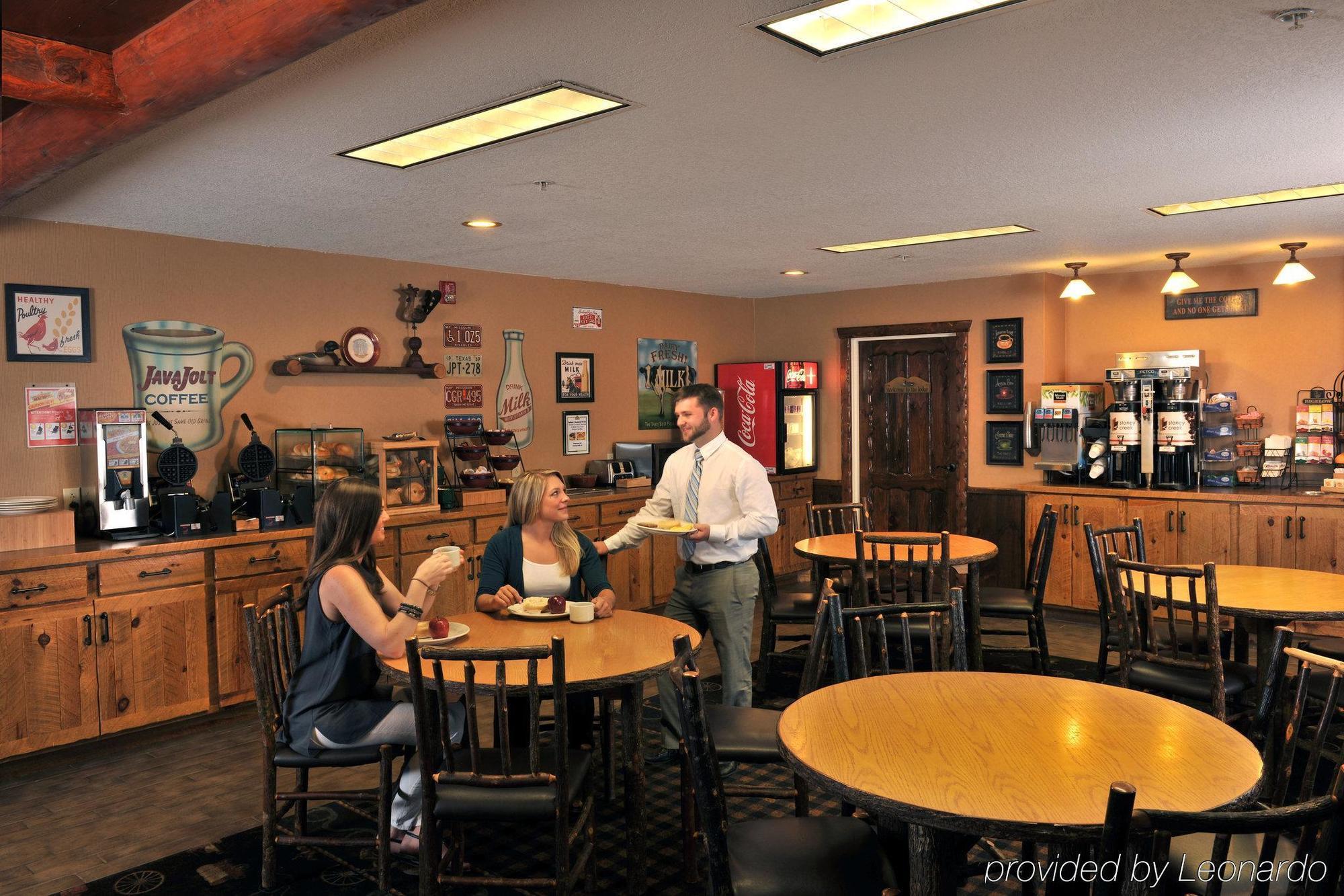 Stoney Creek Hotel St. Joseph エクステリア 写真